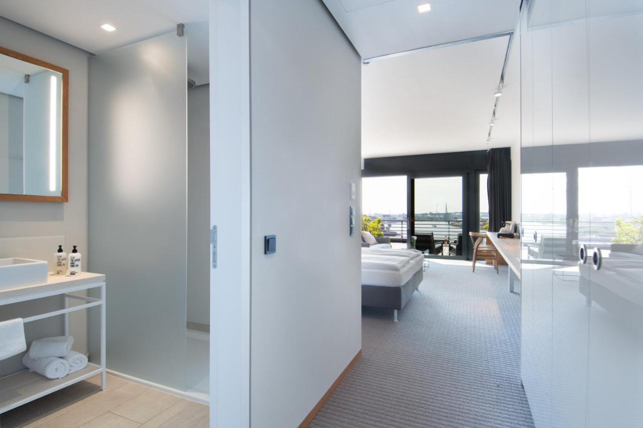 Suite Terrace on the Elbe river
